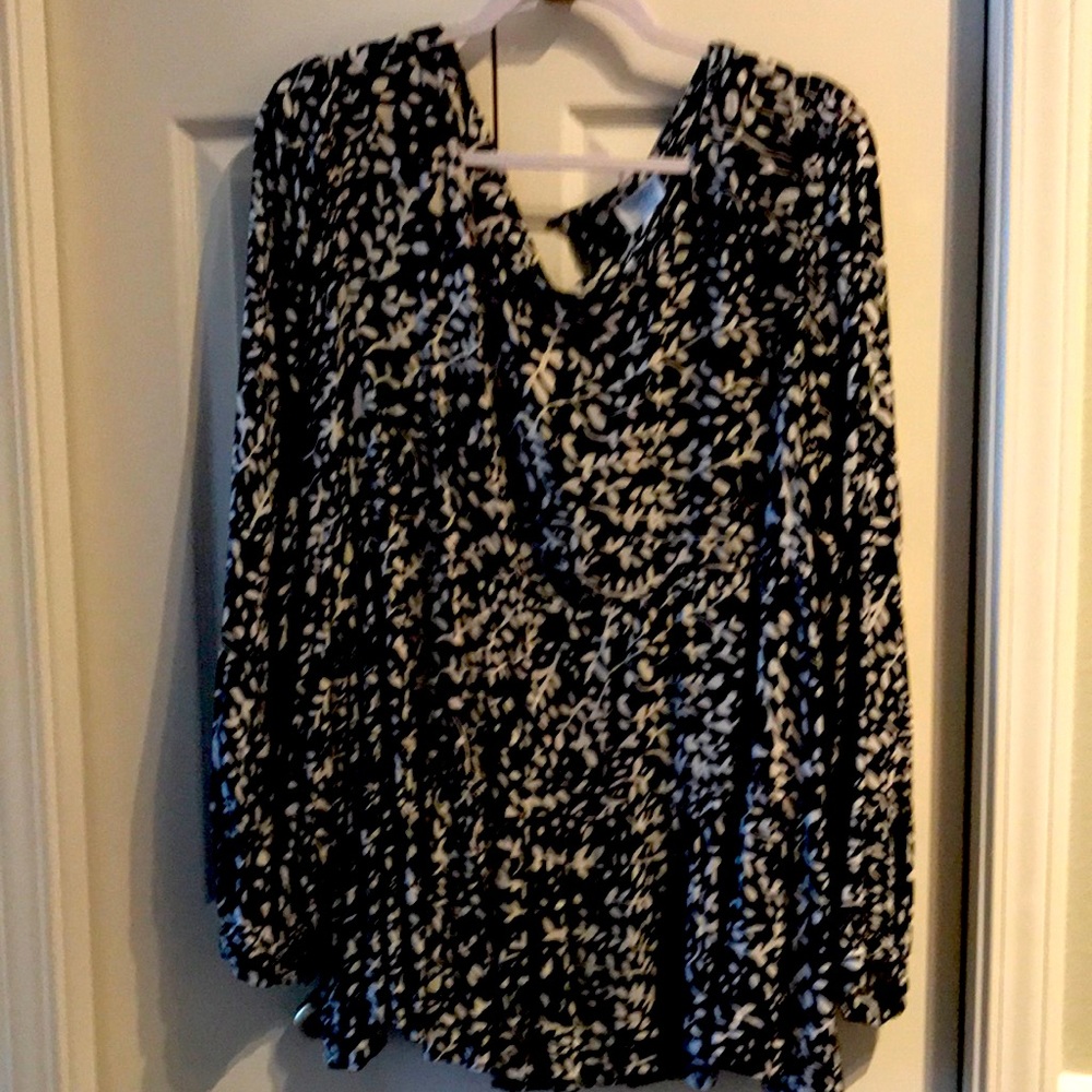 Time and Tru Ladies Top Size XL